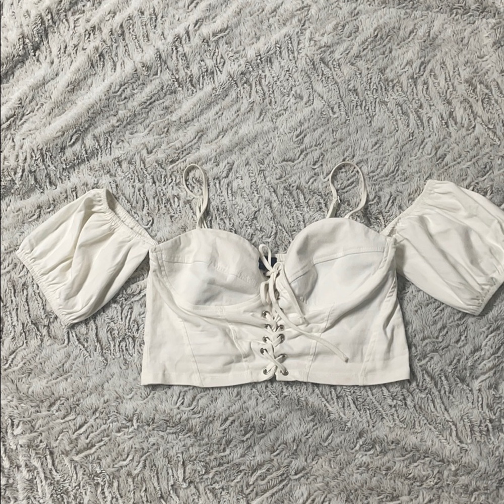 Brand: milk&honey size: L .